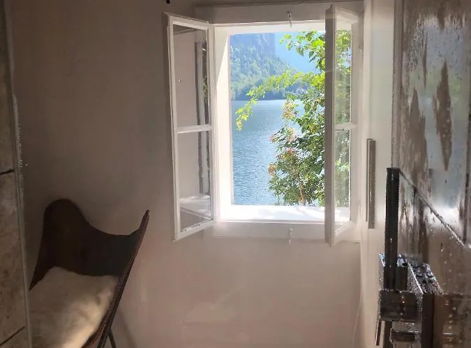Seeapartment Am Hallstaetter Апартаменты Гальштат